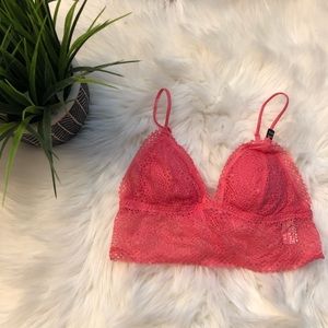 NWT Pink Victoria’s Secret bralette size XS
